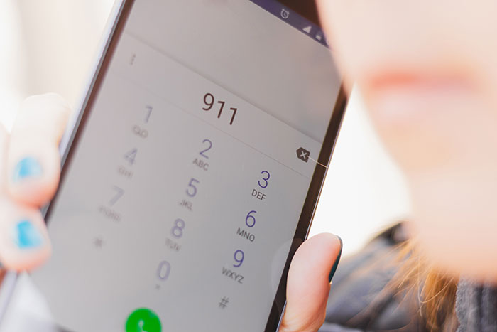 911-education When to call 911